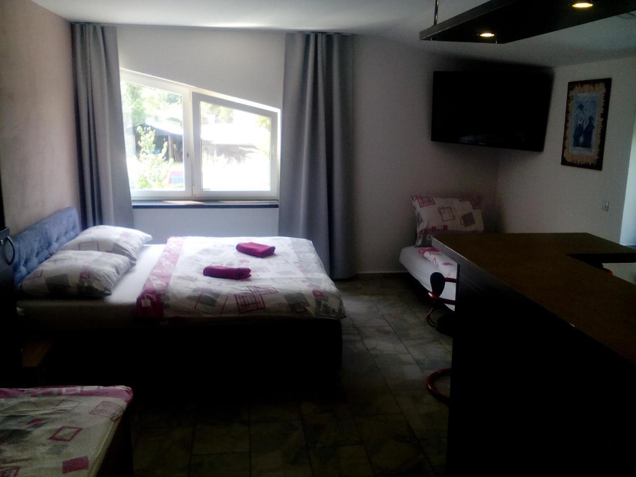 Oaza Apartment Vacenovice Ngoại thất bức ảnh