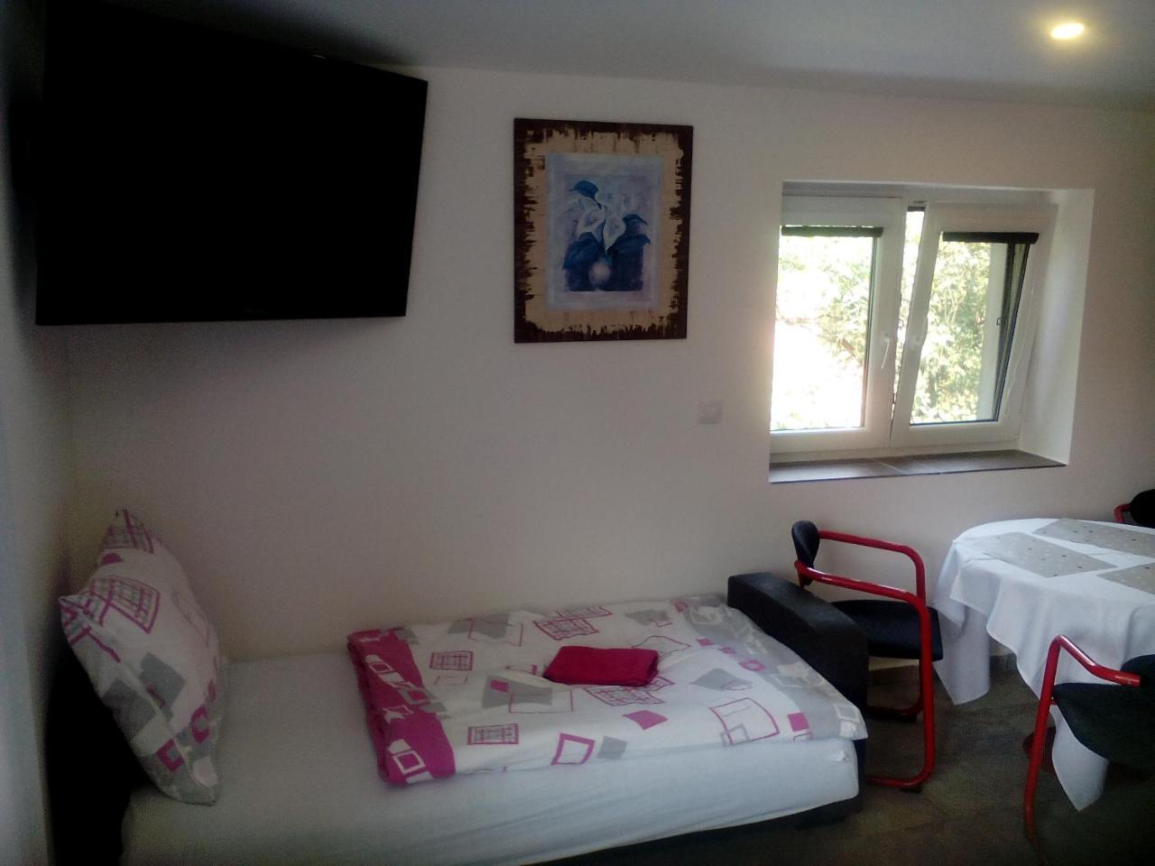 Oaza Apartment Vacenovice Ngoại thất bức ảnh